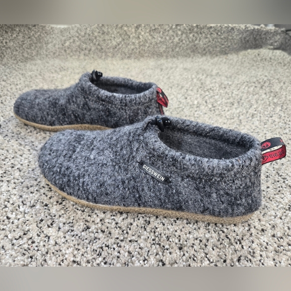 Giesswein Vent Virgin Wool Slippers in Gray Size 38 US 7 Womens MSRP $114 EUC - Picture 6 of 16